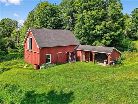 Barn