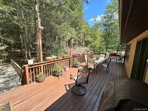 Deck