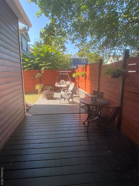 Deck