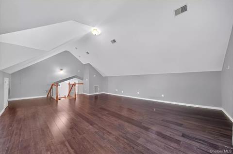 Bonus Room