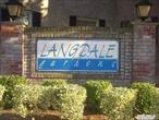 Well maintained second floor one bedroom unit, with wood floors, living room, one bedroom and kitchen. Close to shops, highway and public transportations. In SD# 26.