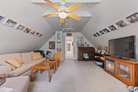 Hobby Room