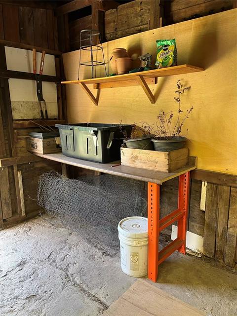 Garage