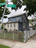 Come and make this single family your home, located in the heart of St Albans close transportation, parks, schools, shopping area, restaurants, Highways. PROPERTY SELLING AS IS.