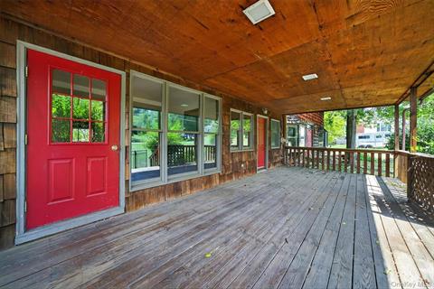 Deck