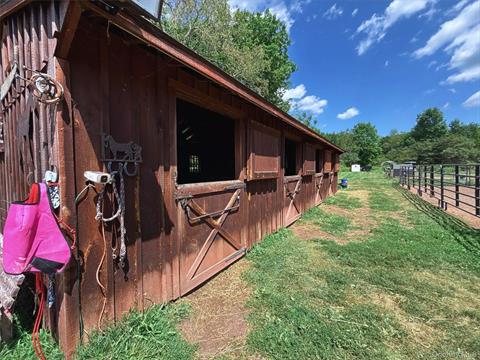 Stable