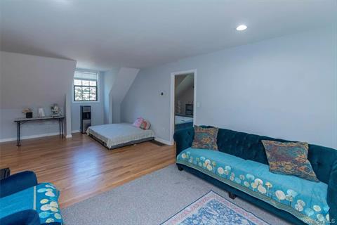 Guest Quarters