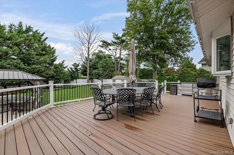 Deck