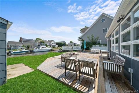 Deck