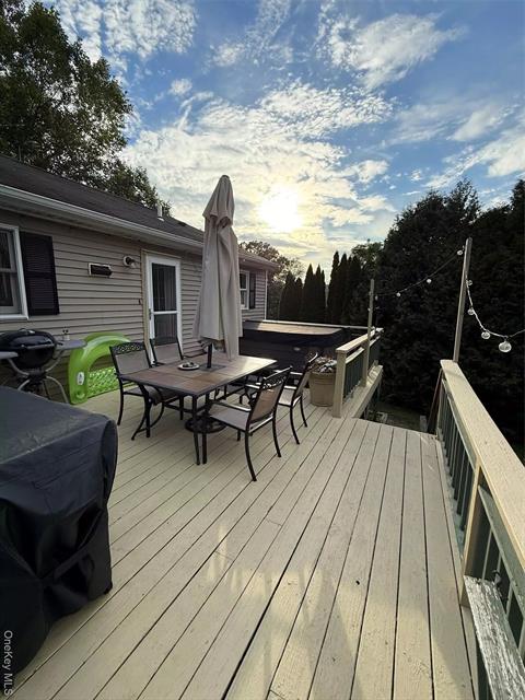 Deck