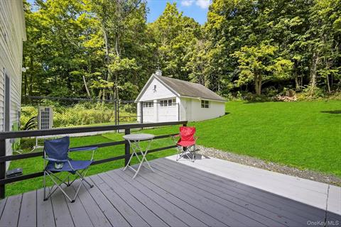 Deck