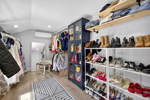 Closet