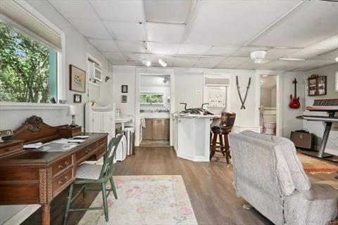 Guest Quarters