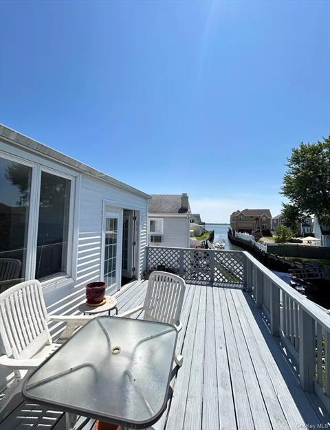 Deck