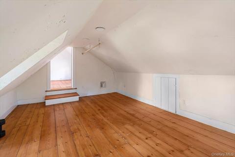 Bonus Room