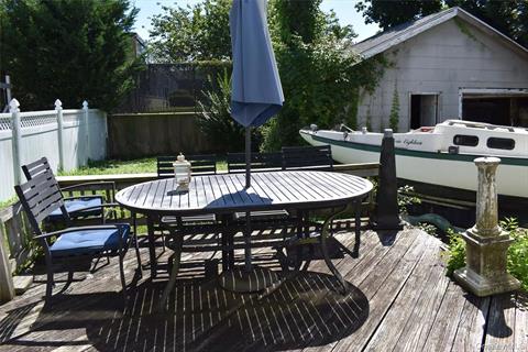 Deck