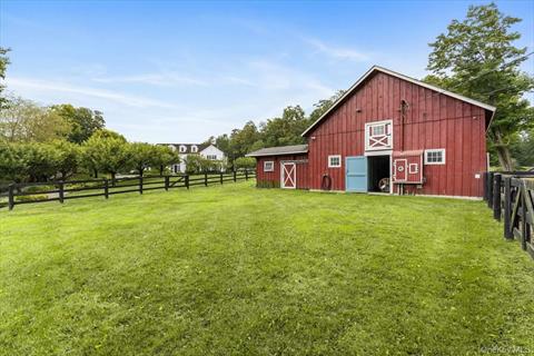 Barn