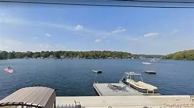 Dock
