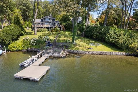 Dock
