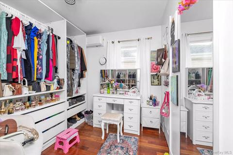 Closet
