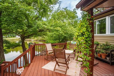 Deck