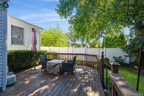 Deck