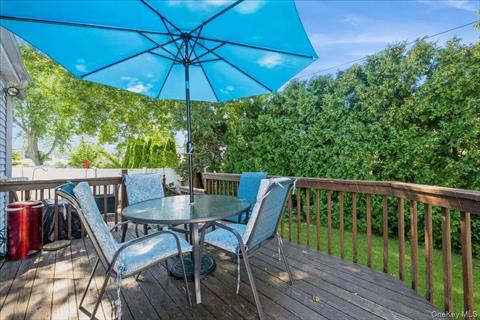 Deck