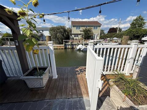 Dock