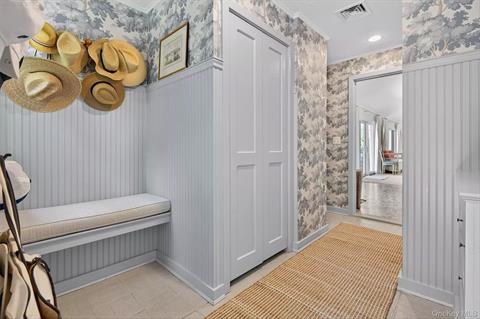 Mud Room