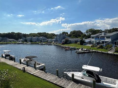 Dock