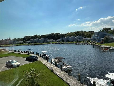 Dock