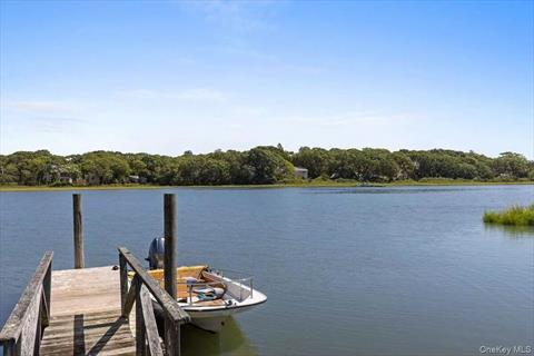Dock