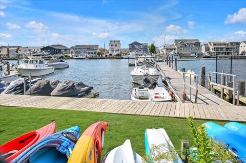 Dock