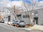 M1-2 Zoning â€“ flexible for both industrial and creative commercial usesDrive-in access with large roll-up gate.Column-free layout for maximum efficiency and flexible buildoutHeavy power and heat availableConvenient access to BQE, Williamsburg, Long Island City, and Manhattan
