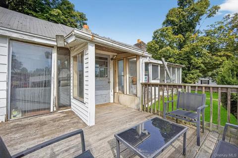 Deck