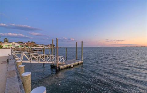 Dock