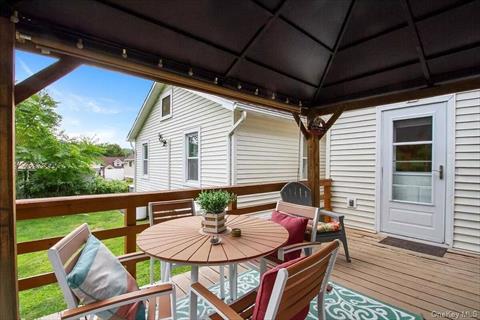 Deck