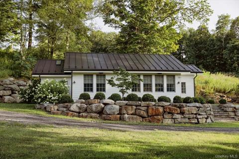 Guest Quarters