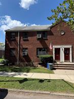 Beautiful First floor 5 room sunny corner unit facing Clearview Golf Course. Nice quiet tree lined block. Modern kitchen & Bath. Crown moldings throughout. Overhead lighting. Located near shopping, mass transit, schools, parks. One of the few units in Clearview Gardens located in the 11360 zip code. It borders the Whitestone 11357 zip code.