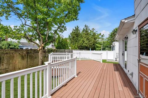 Deck