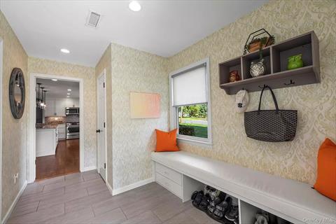Mud Room