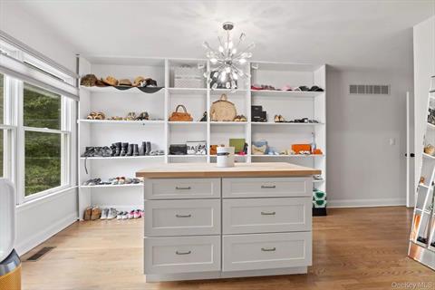 Closet