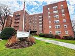 Spacious two bedroom waiting for you to make it your own! Complex features an onsite laundry room, storage room, and outdoor sitting area for residents. Close to schools, amenities, shops, and public transportation.