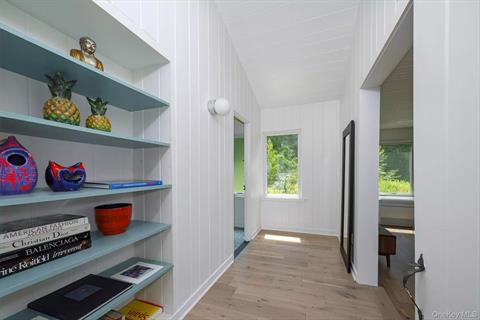 Mud Room