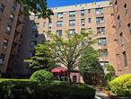 Unit on First Floor, Impecable Move-in Condition, New Kitchen, Hardwood Floors, Close to Public Transportation, Schoo;s, Shops..