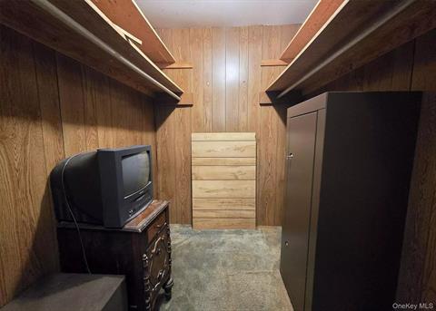 Closet