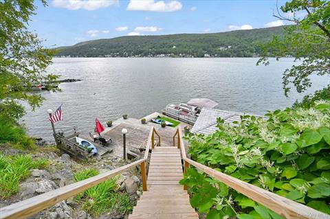 Dock