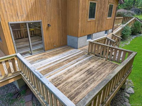 Deck