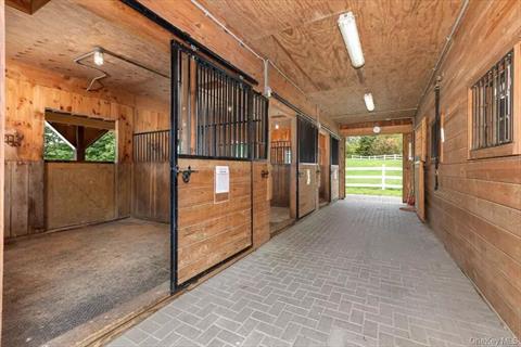 Stable