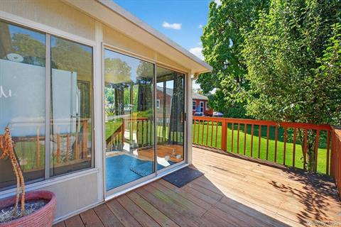 Deck